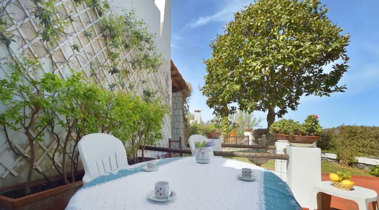 Villa Moma Giardino, Tennis E Piscina Panoramica อีสเกีย ภายนอก รูปภาพ